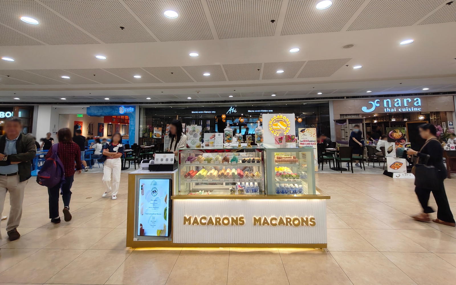MACARONS MACARONS in SM Megamall